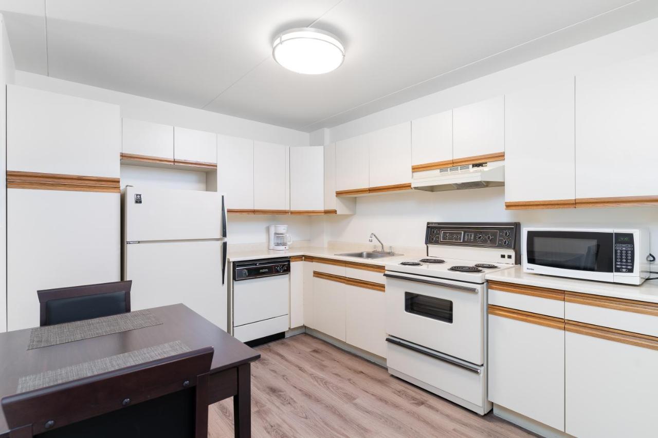 Fort Garry Place Furnished Suites Winnipeg Eksteriør billede